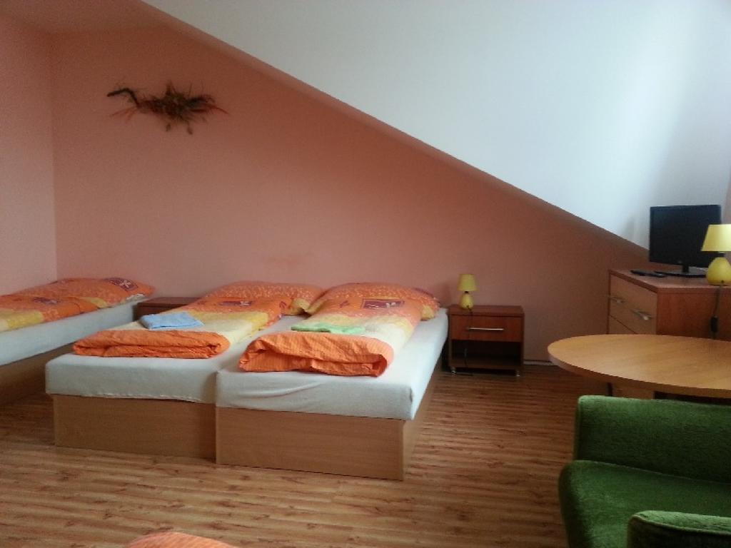 Privat Bohemia Hotel Šatov Exterior foto